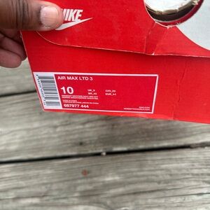 Nike Men’s Air Max LTD 3 New In Box